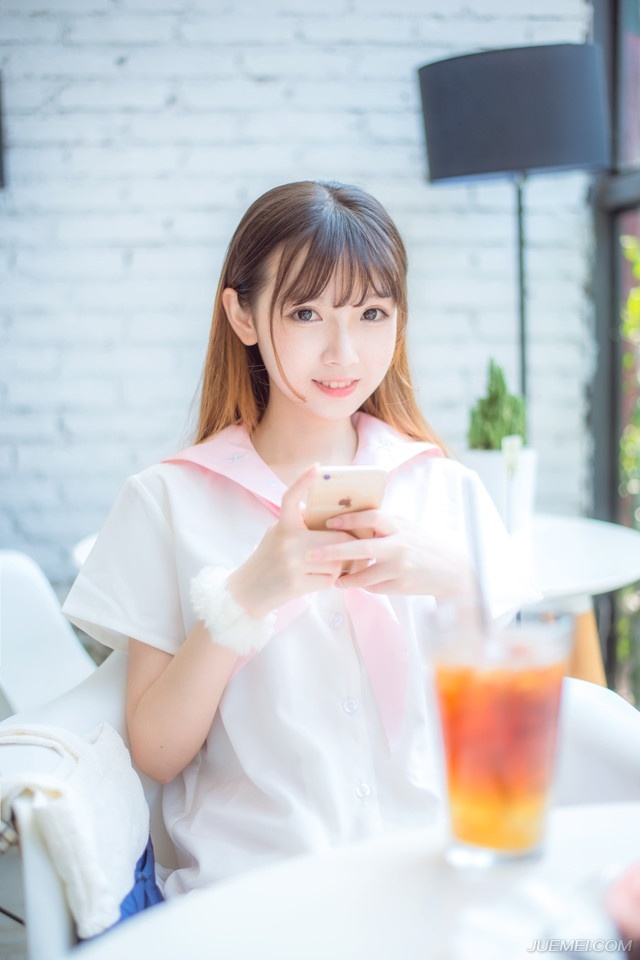 一段感情能给你带来多大痛苦，就曾给你带来过多大快乐。